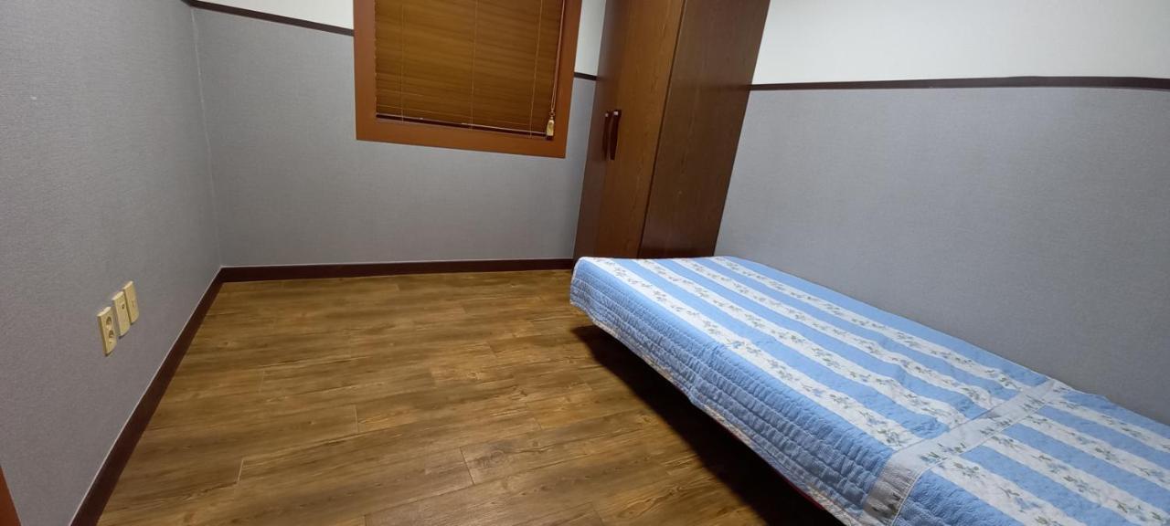 Daecheon Ocean Hill Pension 保宁市 外观 照片